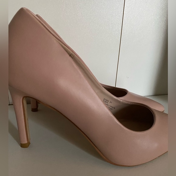 Rose Pink pumps - Picture 6 of 7